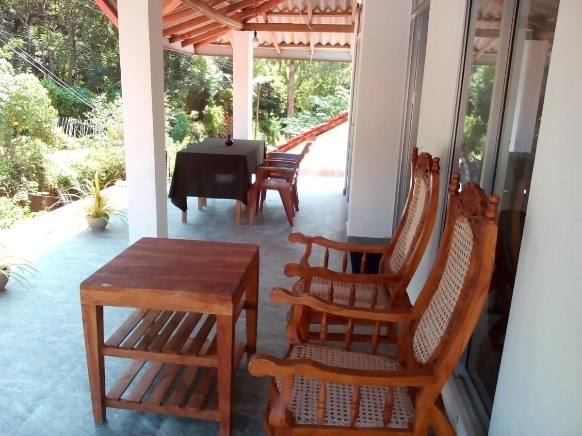 טנגלה Sandhara Home Stay מראה חיצוני תמונה