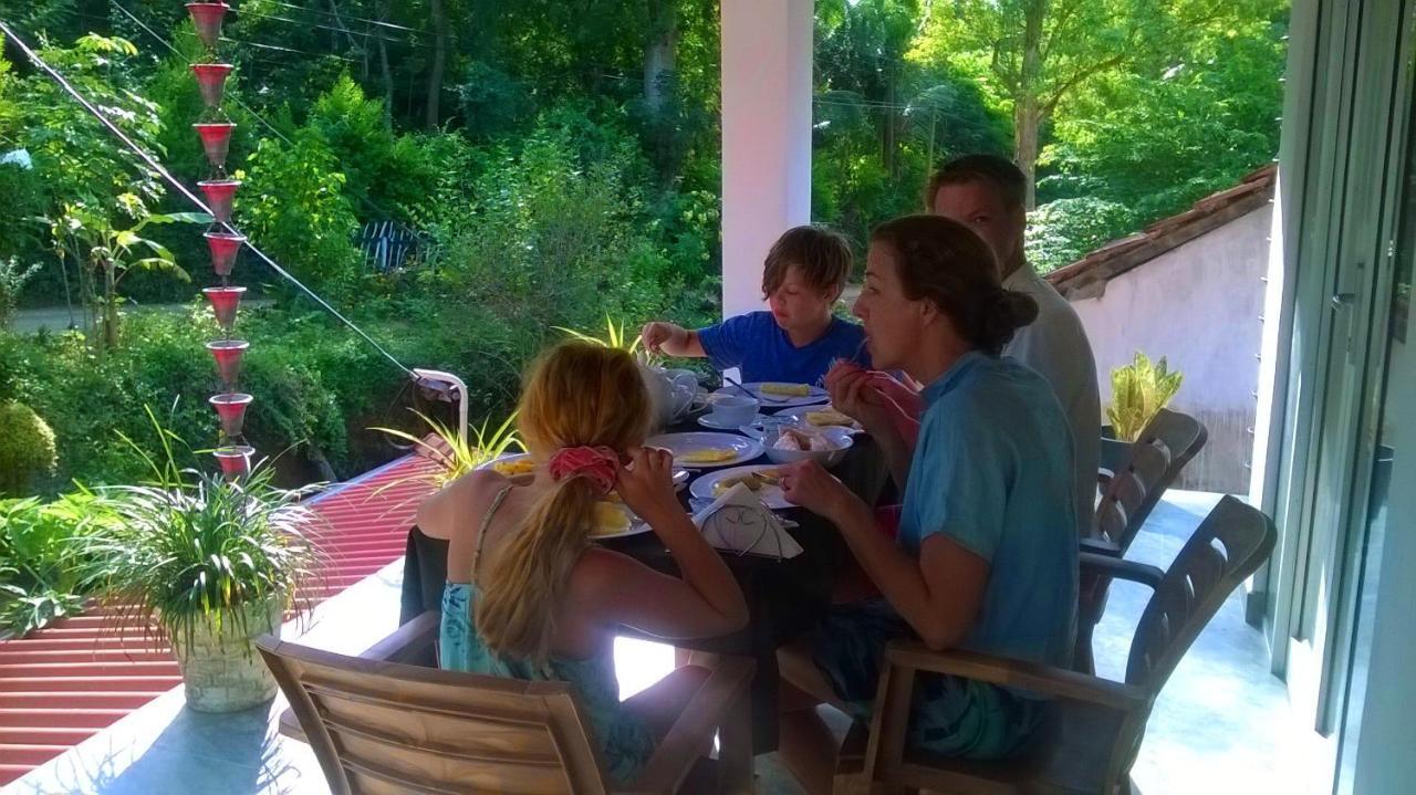 טנגלה Sandhara Home Stay מראה חיצוני תמונה